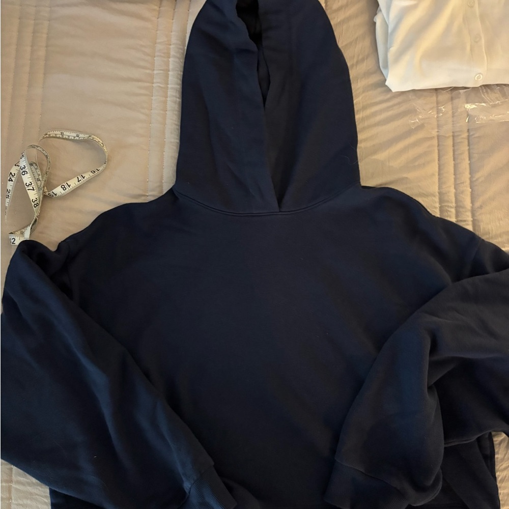 ALO Yoga Navy Blue Hoodie Sweater